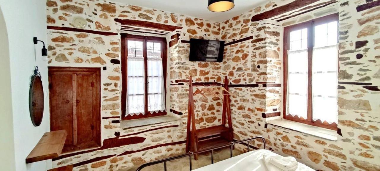 San Lorenzo Cottage - Παραδοσιακά Πέτρινα Δωμάτια Agios Lavrentios Exteriör bild