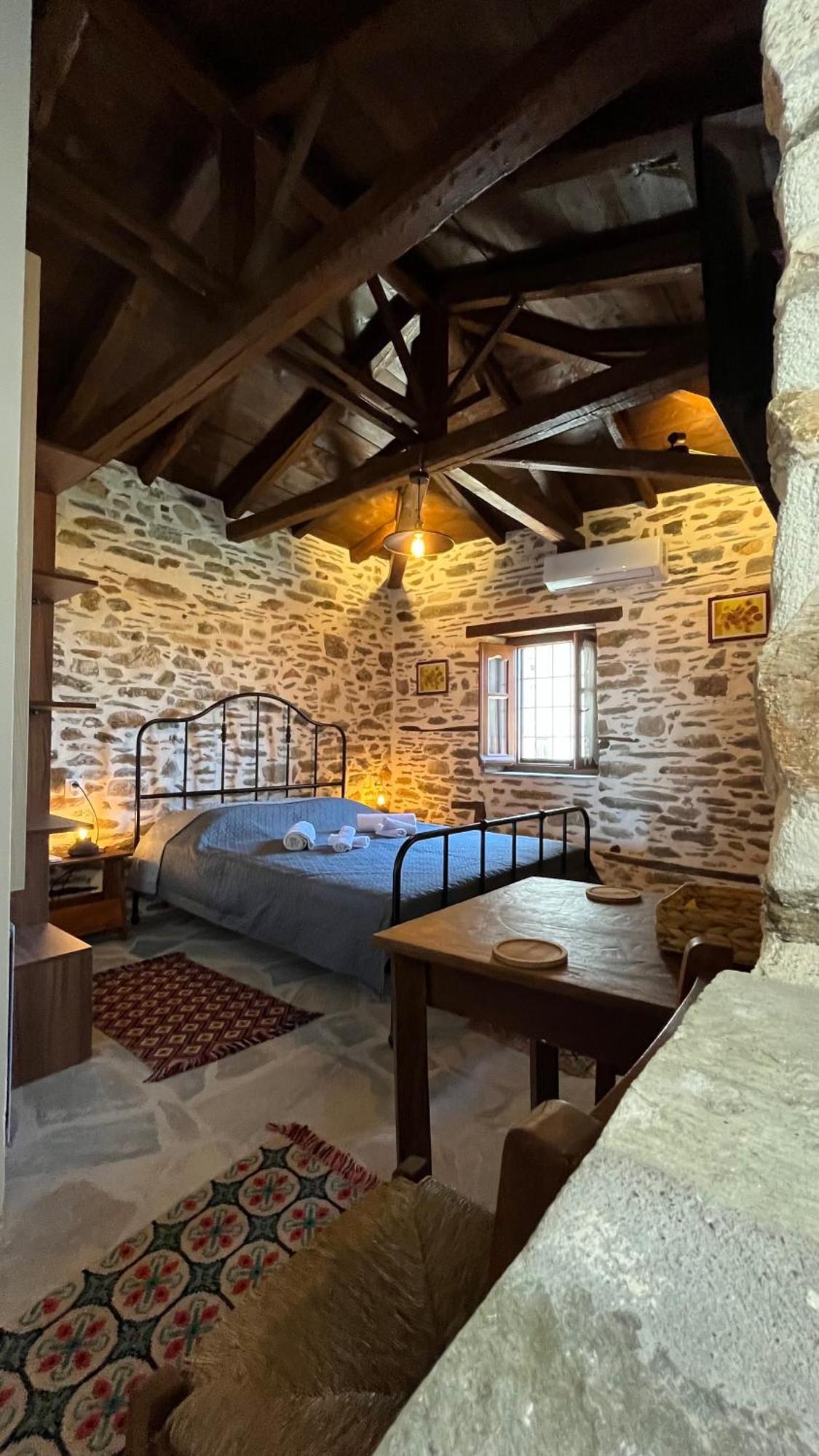 San Lorenzo Cottage - Παραδοσιακά Πέτρινα Δωμάτια Agios Lavrentios Exteriör bild