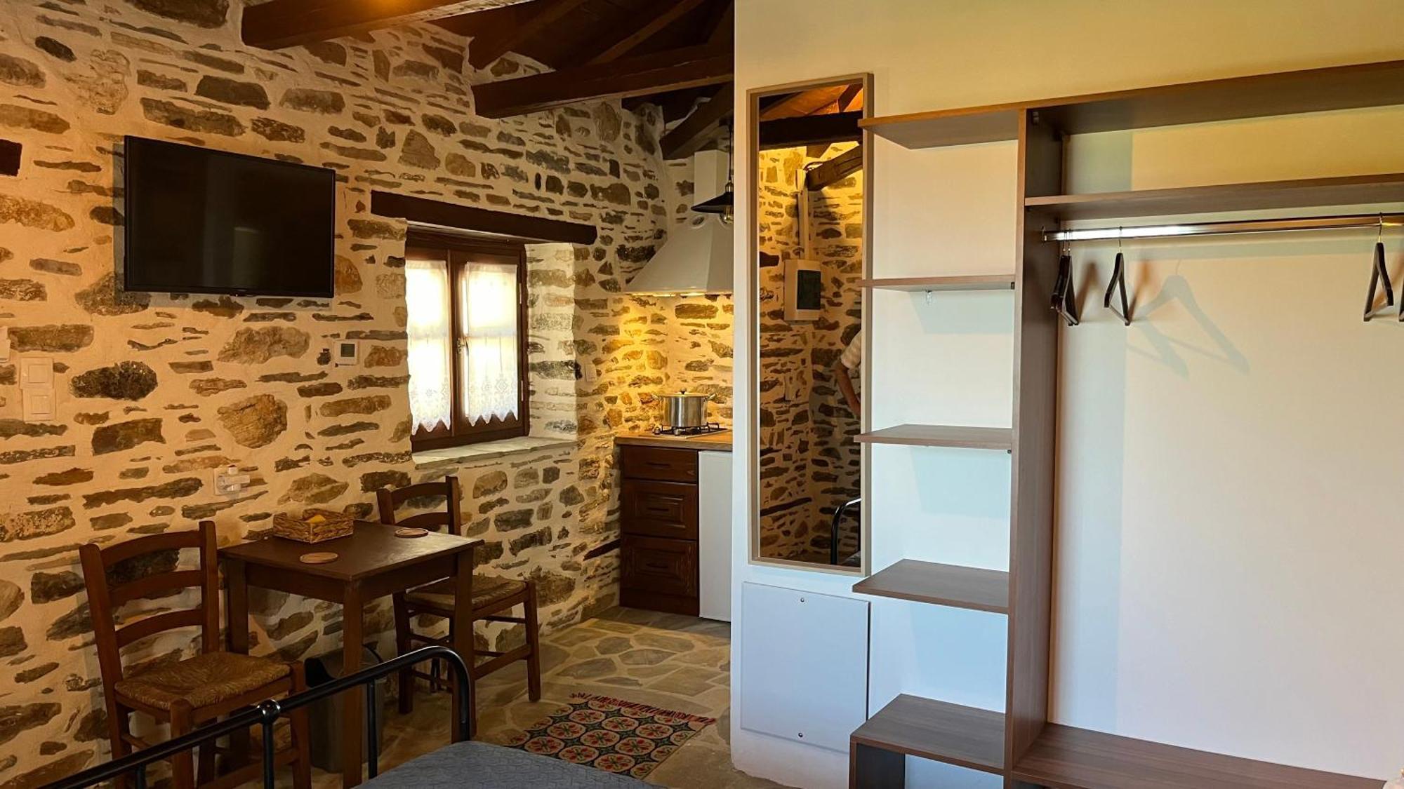 San Lorenzo Cottage - Παραδοσιακά Πέτρινα Δωμάτια Agios Lavrentios Exteriör bild